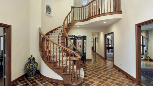 Wood & Tile Flooring